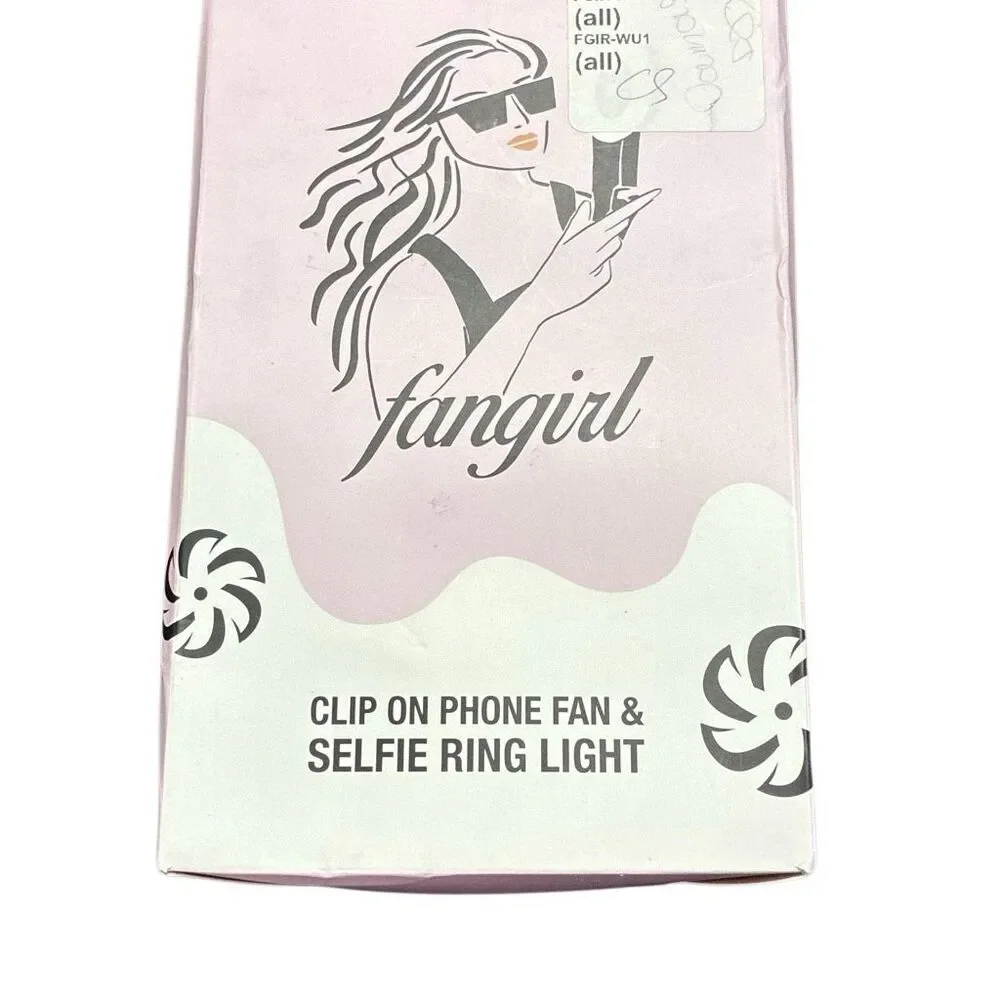 fangirl By Remi X Revolve in Pink NIB (READ)‎